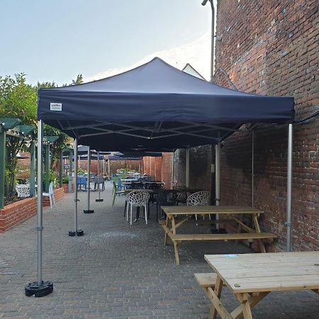 The Catherine Wheel Wetherspoon Hotel هنلي أون ثيمز المظهر الخارجي الصورة