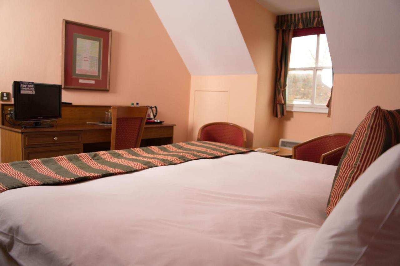 The Catherine Wheel Wetherspoon Hotel هنلي أون ثيمز المظهر الخارجي الصورة